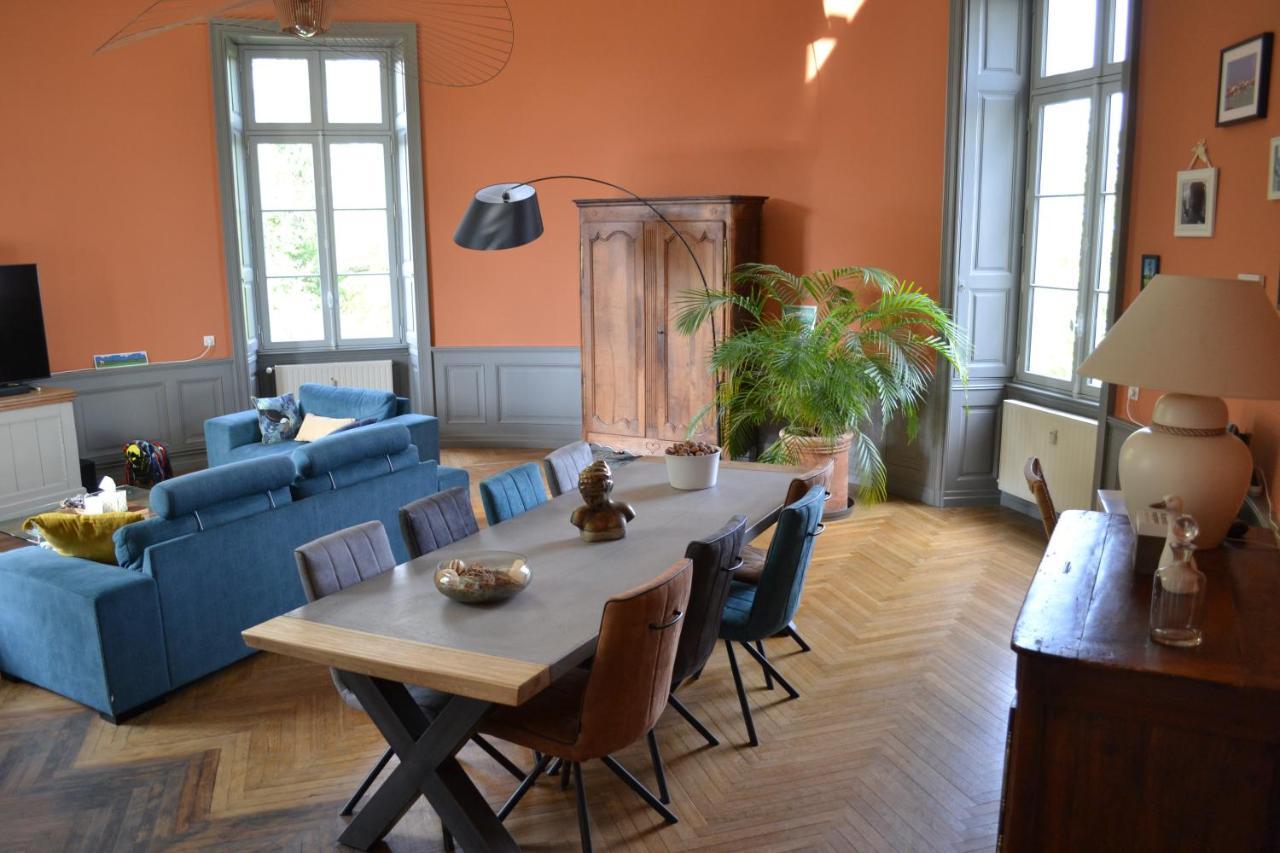 Appart'Chateau La Varenne Apartment Екстериор снимка